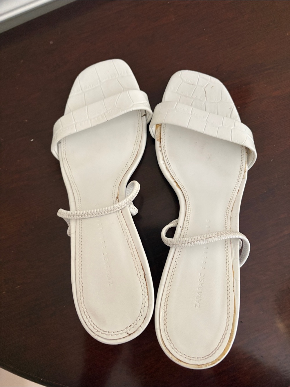 Zara White Croc-Texture Square-Toe Slides with Toe Loop